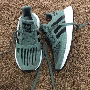 Boys adidas sneakers size 1 US